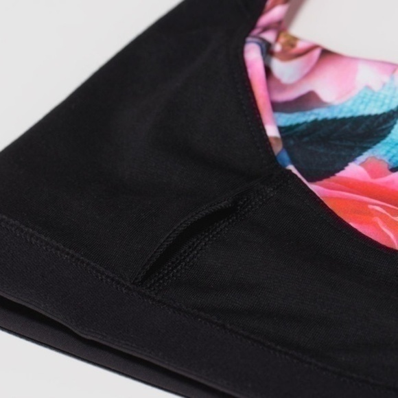 Lululemon set top + inspire crop leggings 8 rose secret garden gently preloved - Picture 12 of 16